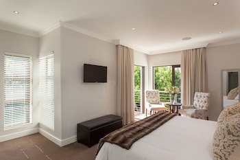 Super Tubes Guesthouse