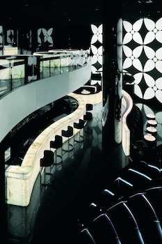 Armani Hotel Dubai, Burj Khalifa