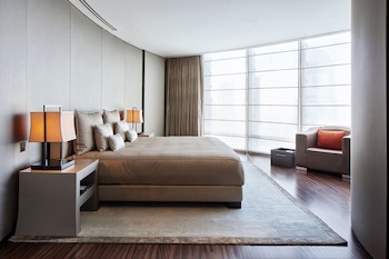 Armani Hotel Dubai, Burj Khalifa