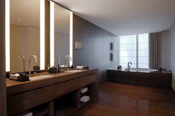 Armani Hotel Dubai, Burj Khalifa