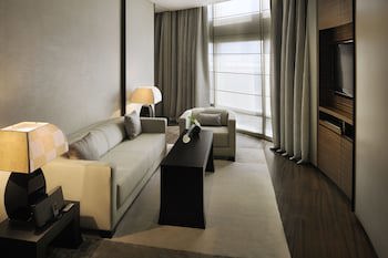 Armani Hotel Dubai, Burj Khalifa