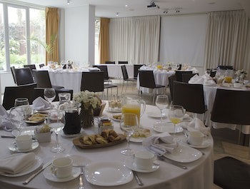 Regency Golf - Hotel Urbano