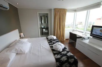 Regency Golf - Hotel Urbano