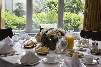 Regency Golf - Hotel Urbano