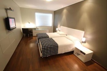 Regency Golf - Hotel Urbano