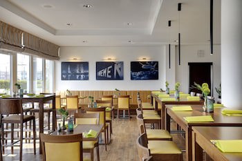 Holiday Inn Express Bremen Airport by IHG galeri fotoğrafı