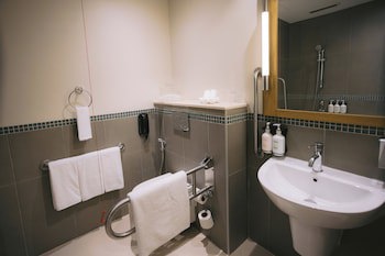 Holiday Inn Abu Dhabi by IHG galeri fotoğrafı