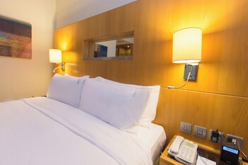 Holiday Inn Abu Dhabi by IHG galeri fotoğrafı
