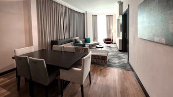 Holiday Inn Abu Dhabi by IHG galeri fotoğrafı