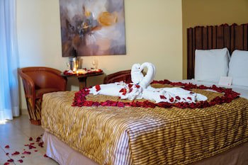 Puerto Nuevo Baja Hotel & Villas