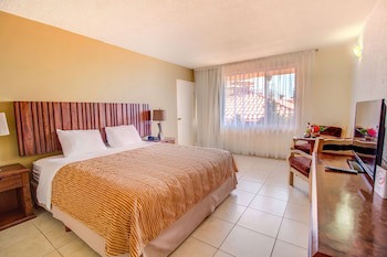 Puerto Nuevo Baja Hotel & Villas