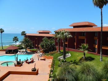 Puerto Nuevo Baja Hotel & Villas