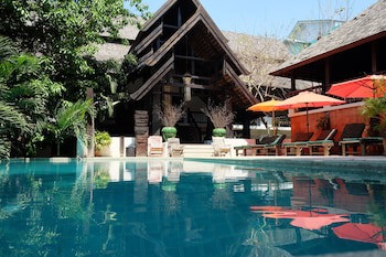 Rainforest Chiangmai Hotel