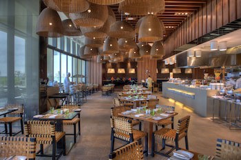 Crowne Plaza Abu Dhabi Yas Island, An Ihg Hotel
