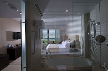 Crowne Plaza Abu Dhabi Yas Island, An Ihg Hotel