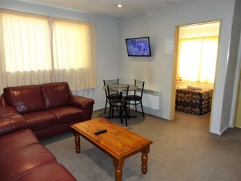 Bealey Avenue Motel
