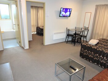 Bealey Avenue Motel