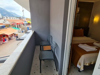 Tonoz Beach Hotel fotoğrafı