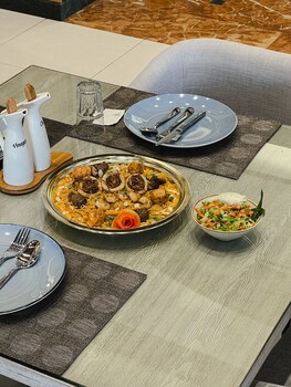 Al Maha International Hotel
