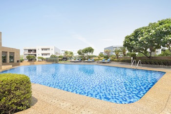 Courtyard By Marriott Gurugram Downtown