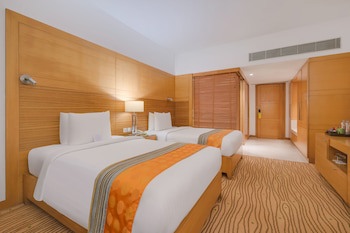 Courtyard By Marriott Gurugram Downtown