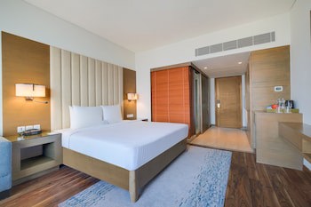 Courtyard By Marriott Gurugram Downtown