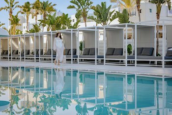 Tasia Maris Sands - Adults Only fotoğrafı