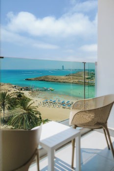 Tasia Maris Sands - Adults Only galeri fotoğrafı