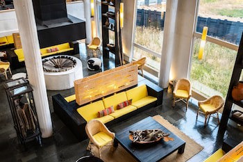 Remota Hotel