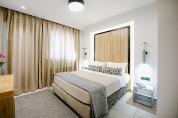 Andrews Luxury Residence