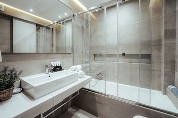 Andrews Luxury Residence