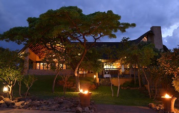 Zwahili Game Lodge & Spa