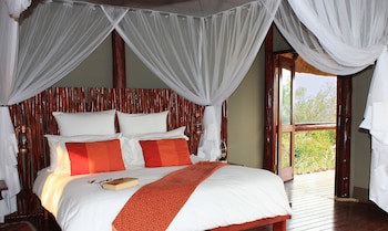 Zwahili Game Lodge & Spa