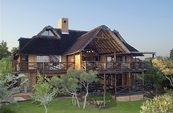 Zwahili Game Lodge & Spa