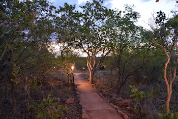 Zwahili Game Lodge & Spa
