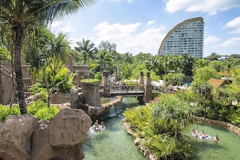Centara Grand Mirage Beach Resort Pattaya