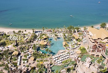 Centara Grand Mirage Beach Resort Pattaya