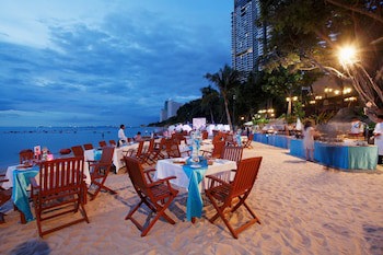 Centara Grand Mirage Beach Resort Pattaya