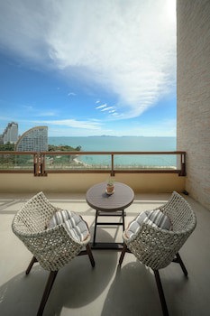 Centara Grand Mirage Beach Resort Pattaya