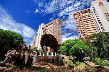 Centara Grand Mirage Beach Resort Pattaya