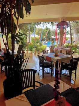 Bali Paradise Hotel Boutique Resort