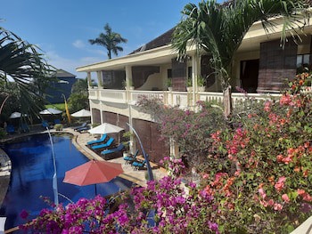 Bali Paradise Hotel Boutique Resort