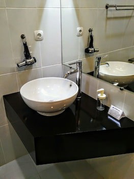Bali Paradise Hotel Boutique Resort