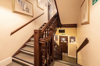 Barrington Lodge