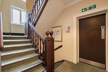 Barrington Lodge