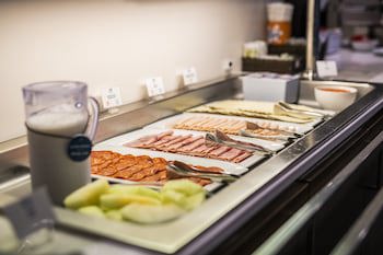 Holiday Inn Express Barcelona - Sant Cugat, An Ihg Hotel
