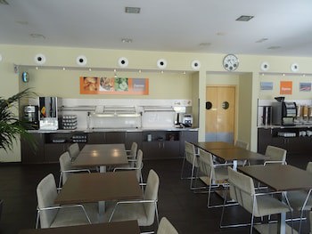 Holiday Inn Express Barcelona - Sant Cugat, An Ihg Hotel