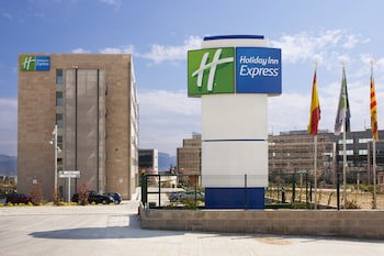 Holiday Inn Express Barcelona - Sant Cugat, An Ihg Hotel
