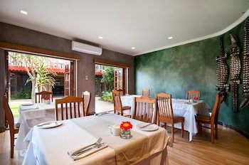 Singa Lodge - Lion Roars Hotels & Lodge