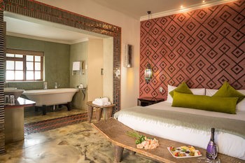 Singa Lodge - Lion Roars Hotels & Lodge